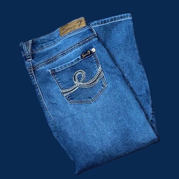 SEVEN7 Medium Wash Mid Rise Girlfriend Denim Capri Jeans Size 8 #60 - Picture 2 of 6